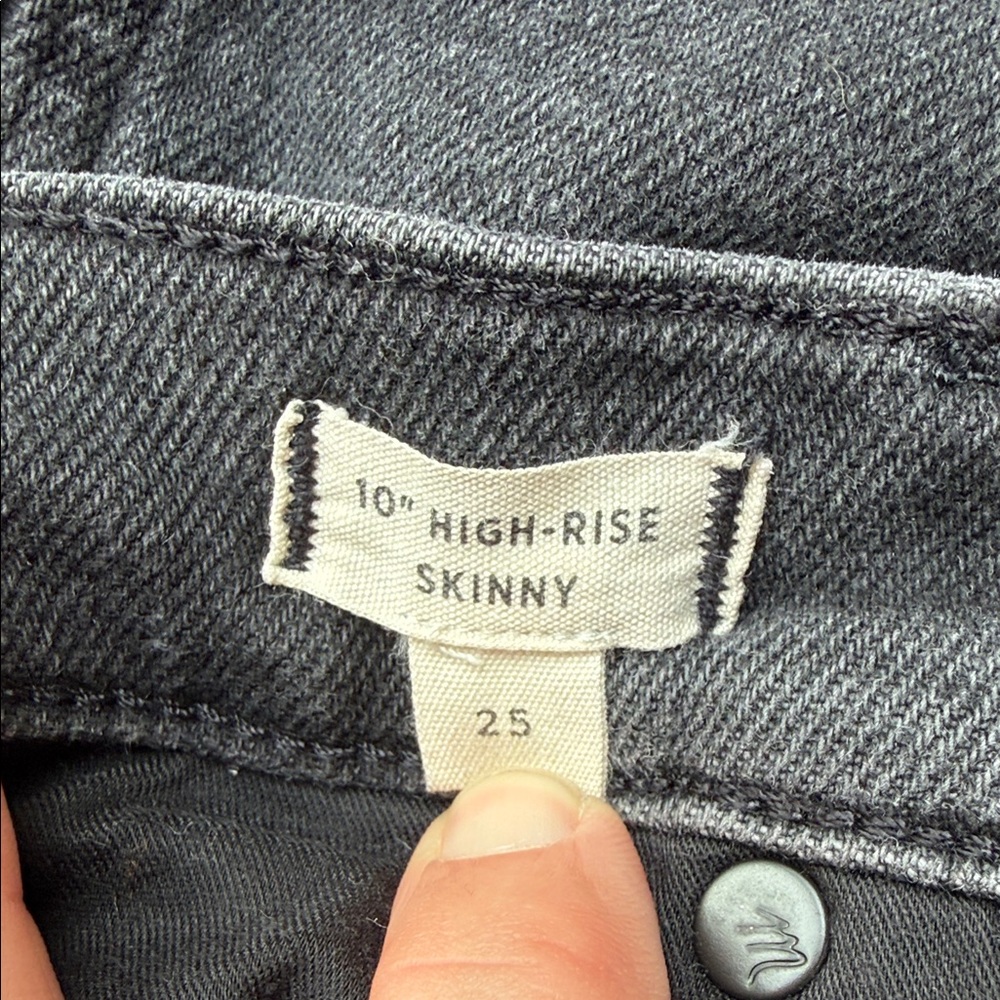 Madewell 10” high rise skinny Dark Gray /Black Denim size 25 - Picture 2 of 6